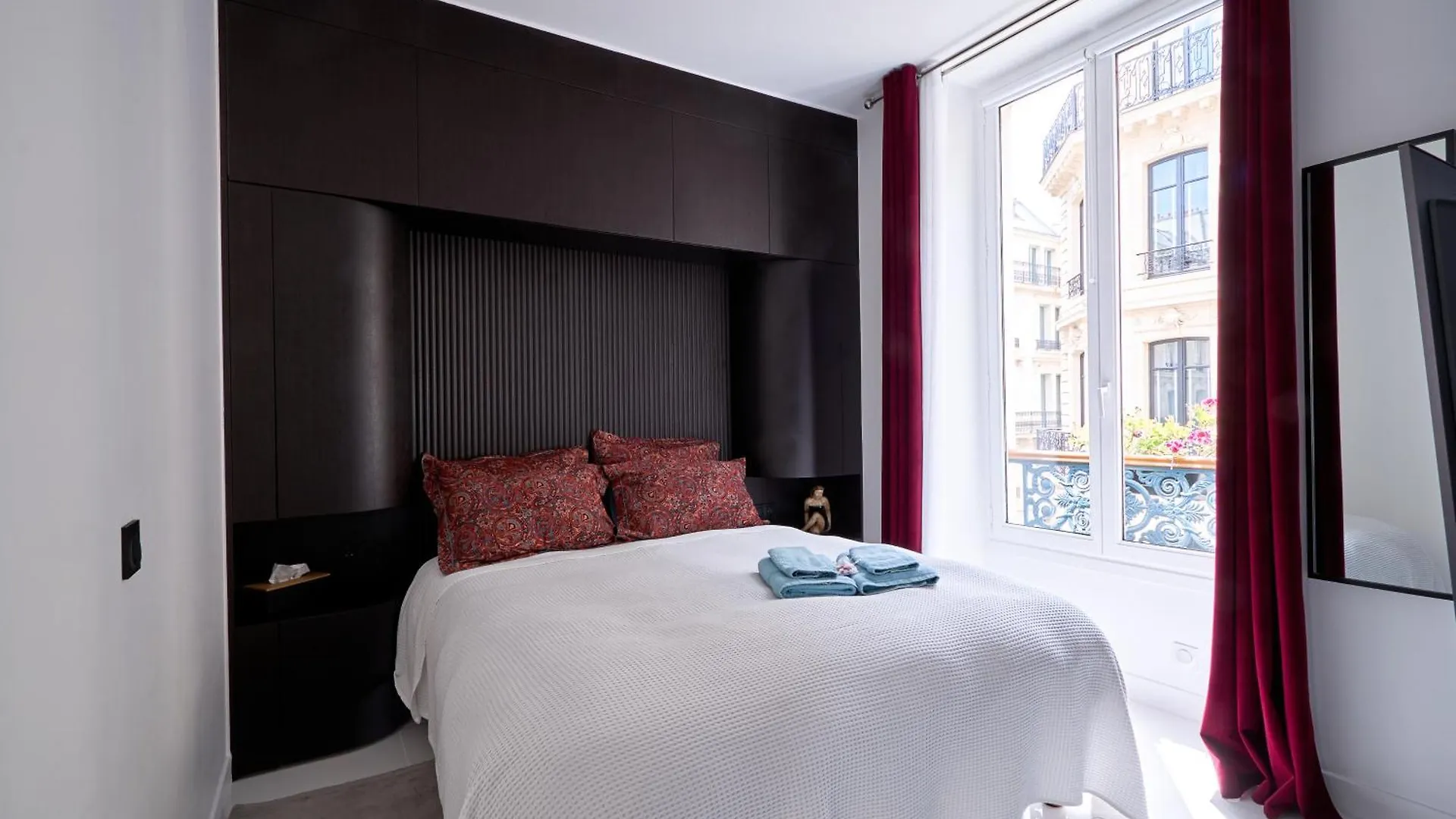 Luxury Apartment Les Champs-Elysees * Paris